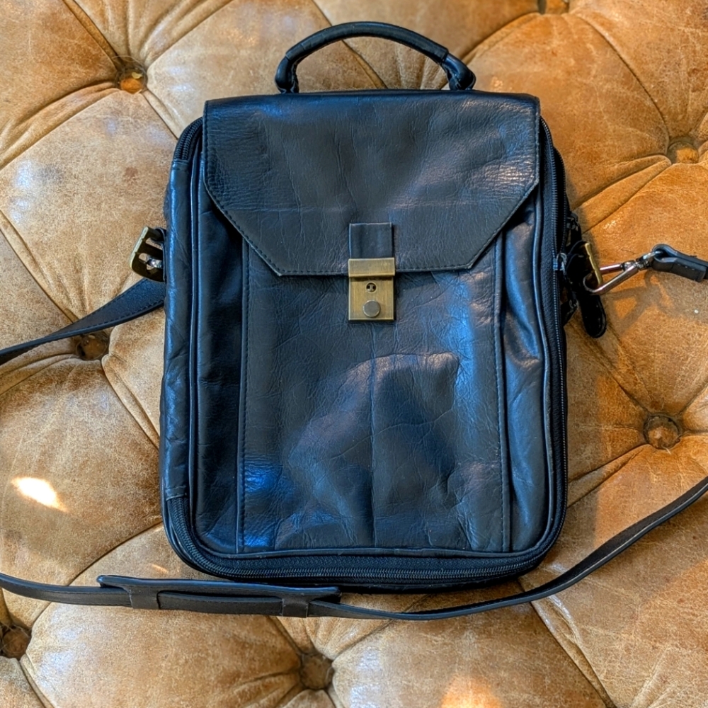 Vintage Genuine Leather Black Travel Crossbody Satchel Bag Made In Colombia